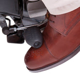 Salvascarpa NEW FOOT-ON, un salvascarpa in silicone resistente. Protezione calzature durante la guida. Di TUCANO URBANO.